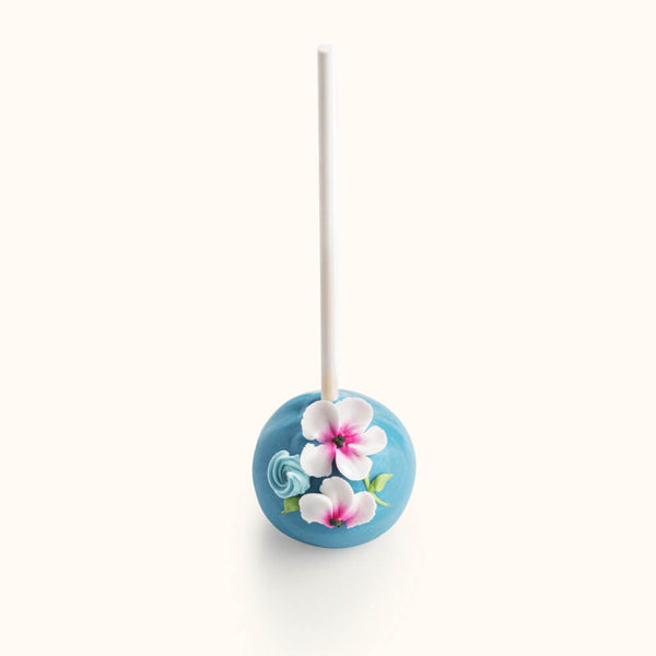 Decorated Cake Pops For Engagement